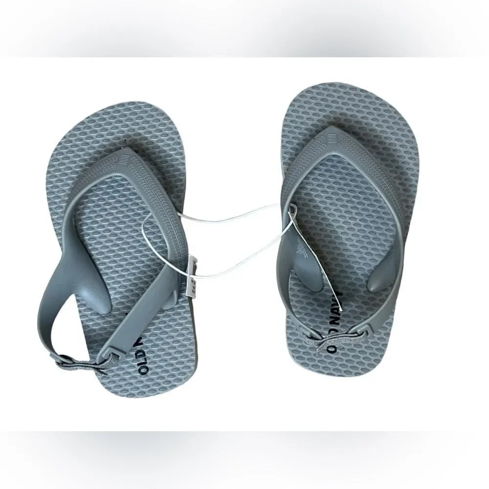 Old‎ Navy 564070-01 Grey Flip Flops Rubber Safety Back sz 6 NWT